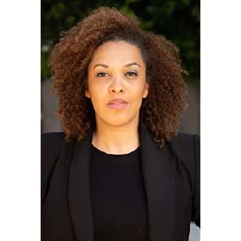 Simone K. Smith - Age, Bio, Birthdate, Family, Networth & More