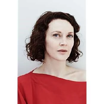 Simone Kirby - Biography, Birthday, Wiki, Family, Networth & More