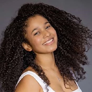 Simone Zulu - Age, Bio, Birthdate, Family, Networth & More