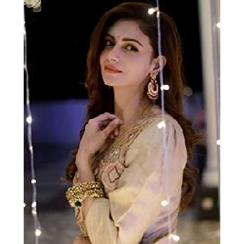 Simran Kaur Mundi - Date Of Birth, Bio, Birthdate, Parents, Networth & More