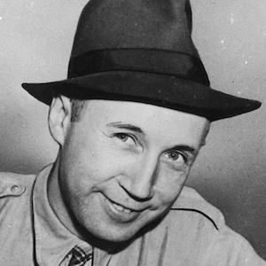 Gordon Sinclair - Networth, Biography, Birthdate, Family & More