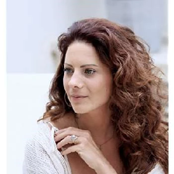 Sinead Shannon Roche - Birthplace, Bio, Wiki, Birthday, Family, Networth & More