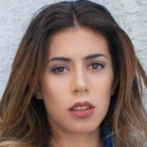 Bárbara Singer - Parents, Networth, Bio, Birthdate, Family Wiki & More