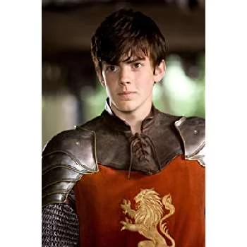 Skandar Keynes - Age, Height, Birthdate, Bio, Family, Networth & More