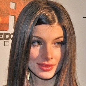 Cora Skinner - Age, Wiki, Birthdate, Bio, Networth, Family & More