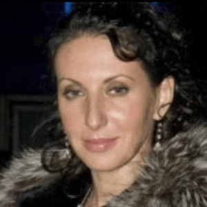 Alika Veniaminovna Smekhova - Networth, Bio, Wiki, Family, Birthday, Networth & More