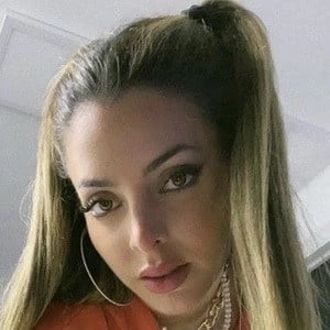 Corina Smith Biography