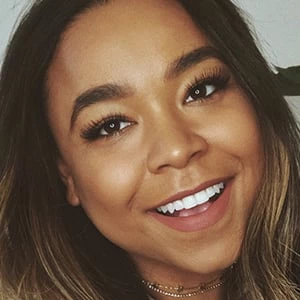 Tana Smith Biography