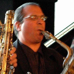 Gary Smulyan - Family, Bio, Birthday, Family, Income & More