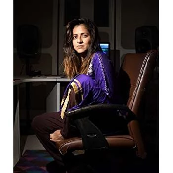 Sneha Khanwalkar - Biography, Birthday, Wiki, Family, Networth & More