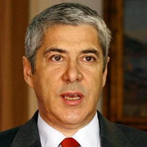 José Sócrates Biography