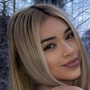 Aishah Sofey Biography