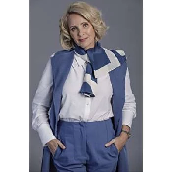 Sofia Alves - Age, Bio, Birthdate, Family, Networth & More