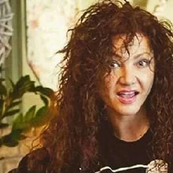 Sofia Arvaniti - Family, Bio, Birthday, Family, Income & More