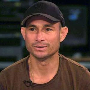 Álex Solís - Bio, Networth, Family, Age, Birthdate & More