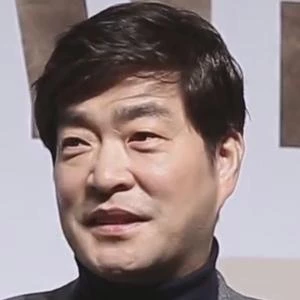 Hyun-joo Son Biography