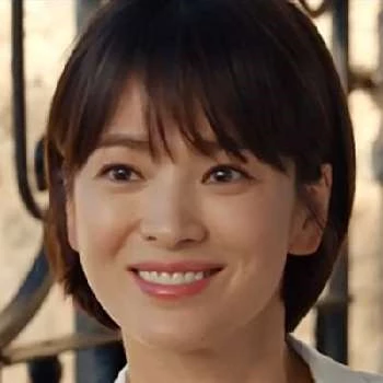 Song Hye-Kyo - Age, Bio, Birthdate, Family, Networth & More