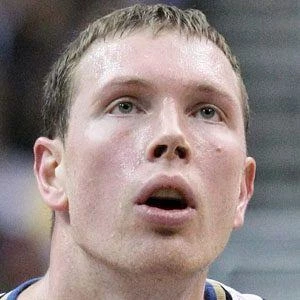 Darius Songaila - Parents, Networth, Bio, Birthdate, Family Wiki & More