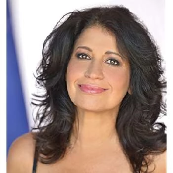 Sonia Darmei Lopes - Age, Bio, Birthdate, Family, Networth & More