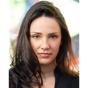 Sonia Sayani - Age, Bio, Birthdate, Family, Networth & More