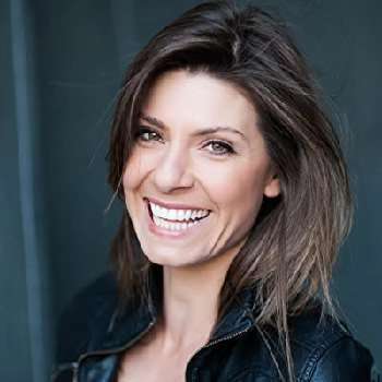 Sophia Davey - Age, Bio, Birthdate, Family, Networth & More