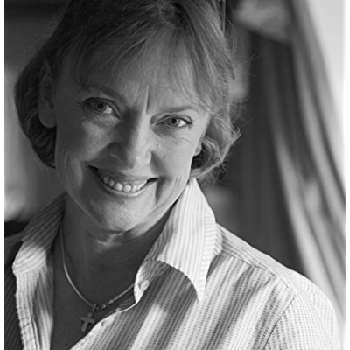 Sophie Neville - Age, Bio, Birthdate, Family, Networth & More