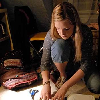 Sophie Traub - Age, Bio, Birthdate, Family, Networth & More