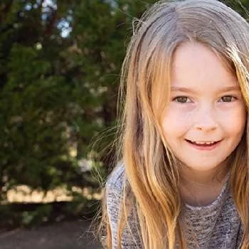 Sophie Whitlow - Age, Bio, Birthdate, Family, Networth & More