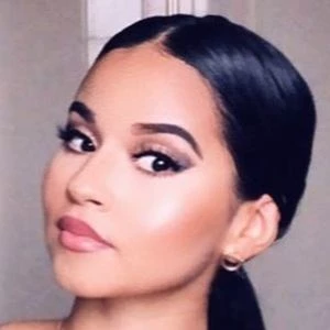 Soukaina - Biography, Birthdate, Family, Networth & More