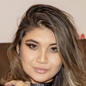 Brenna Sparks Biography