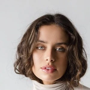 Kate Speights - Bio, Networth, Family, Age, Birthdate & More