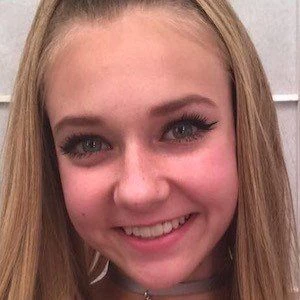 Brooke Spence - Adderess, Bio, Birthdate, Family, Wiki & More