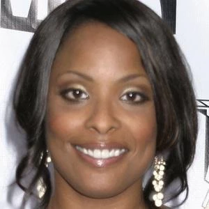 DJ Spinderella Biography
