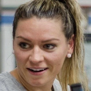 Natalie Spooner Biography