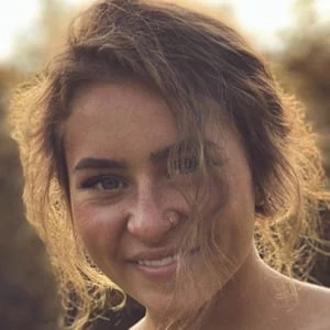 Layla Spring - Date Of Birth, Bio, Birthdate, Parents, Networth & More