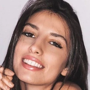 Carlota Squella - Birthday, Bio, Wiki, Family, Networth & More