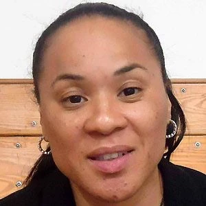Dawn Michelle Staley - Family, Bio, Birthday, Family, Income & More