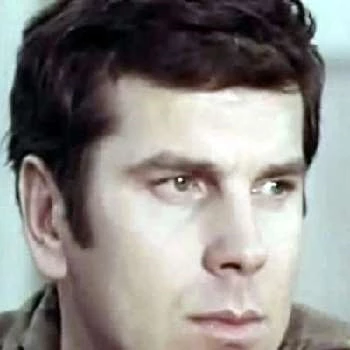 Stanislav Kabeshev - Family, Bio, Birthday, Family, Income & More