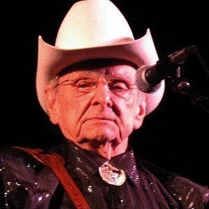 Ralph Stanley - Bio, Networth, Family, Age, Birthdate & More
