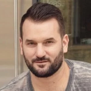 Brian Stapf - Wiki, Bio, Birthdate, Networth, Family & More