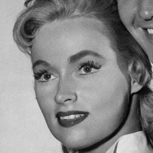 Karen Steele - Networth, Bio, Birthdate, Age, Family & More