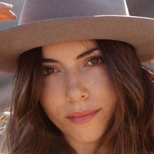 Molly Steele - Age, Bio, Birthdate, Family, Networth & More