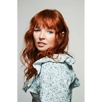 Stef Dawson - Income, Birthday, Family, Bio, Networth & More
