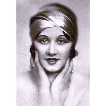 Steffie Vida - Age, Bio, Birthdate, Family, Networth & More