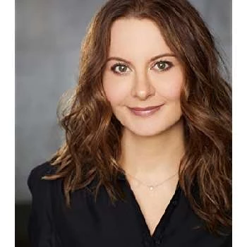 Stephanie Jane Markham - Parents, Networth, Bio, Birthdate, Family Wiki & More