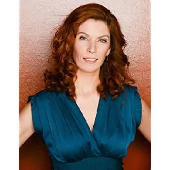 Stephanie Jones - Age, Bio, Birthdate, Family, Networth & More