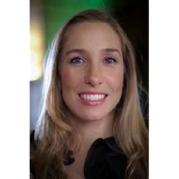 Stephanie Pasternak - Age, Bio, Birthdate, Family, Networth & More