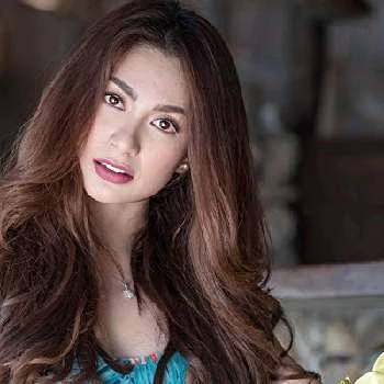 Stephanie Tan - Age, Bio, Birthdate, Family, Networth & More