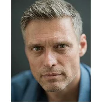 Stephen Billington - Birthday, Bio, Wiki, Family, Networth & More