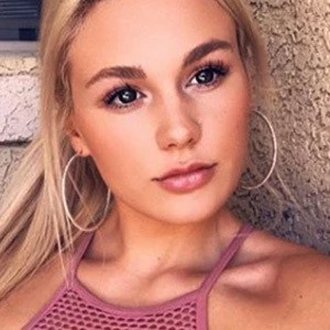 Destiny Elizabeth Stephens - Adderess, Bio, Birthdate, Family, Wiki & More